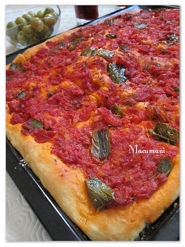 Masa coca de tomate